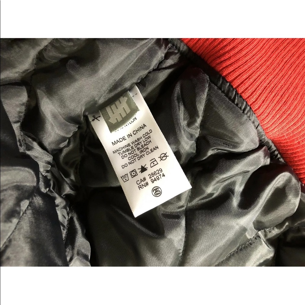 🚫 S O L D 🚫 🎉 HP 🎉 UNDEFEATED Stadium Jacket - Picture 8 of 8